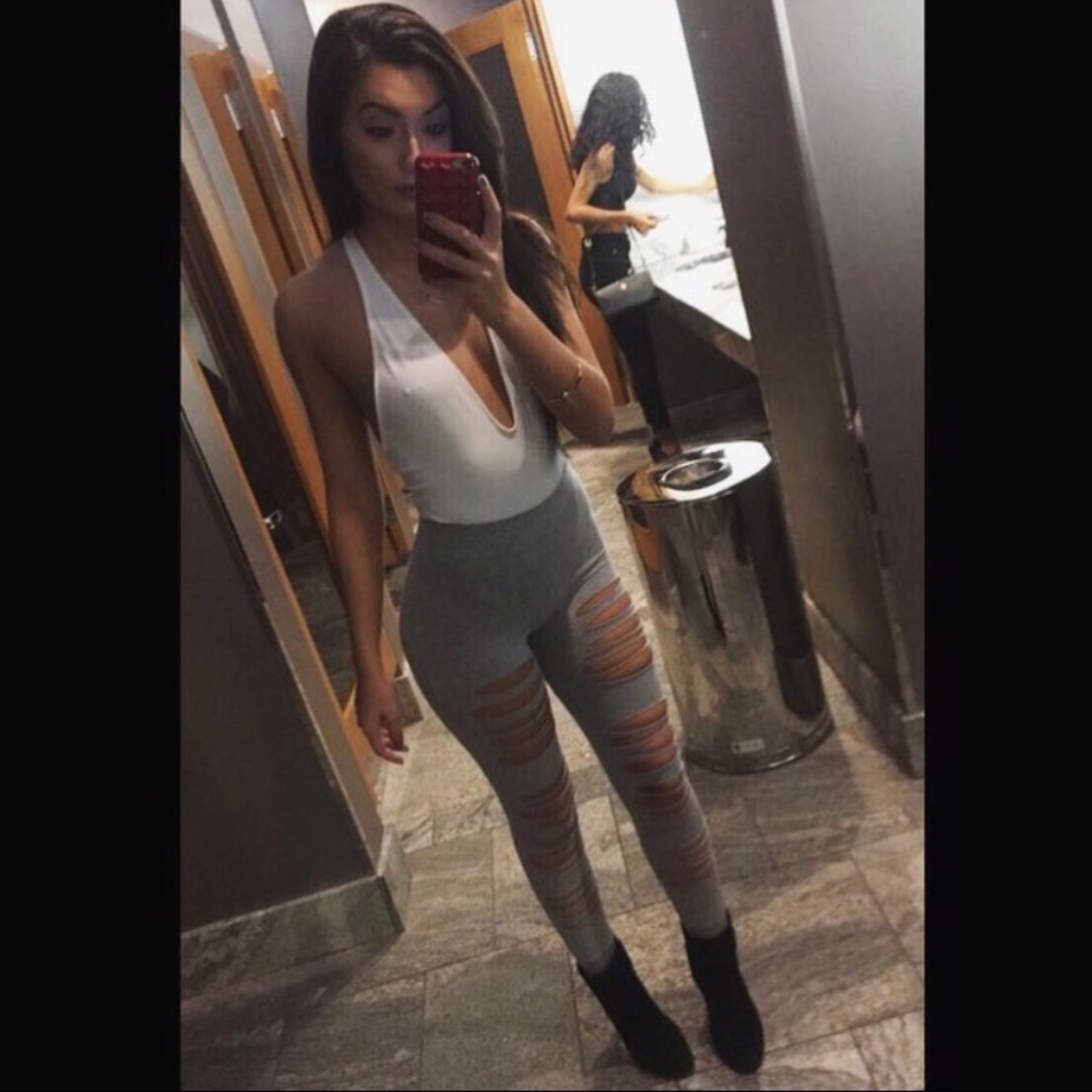 FOREVER21 GREY HIGH WAISTED RIPPED LEGGINGS